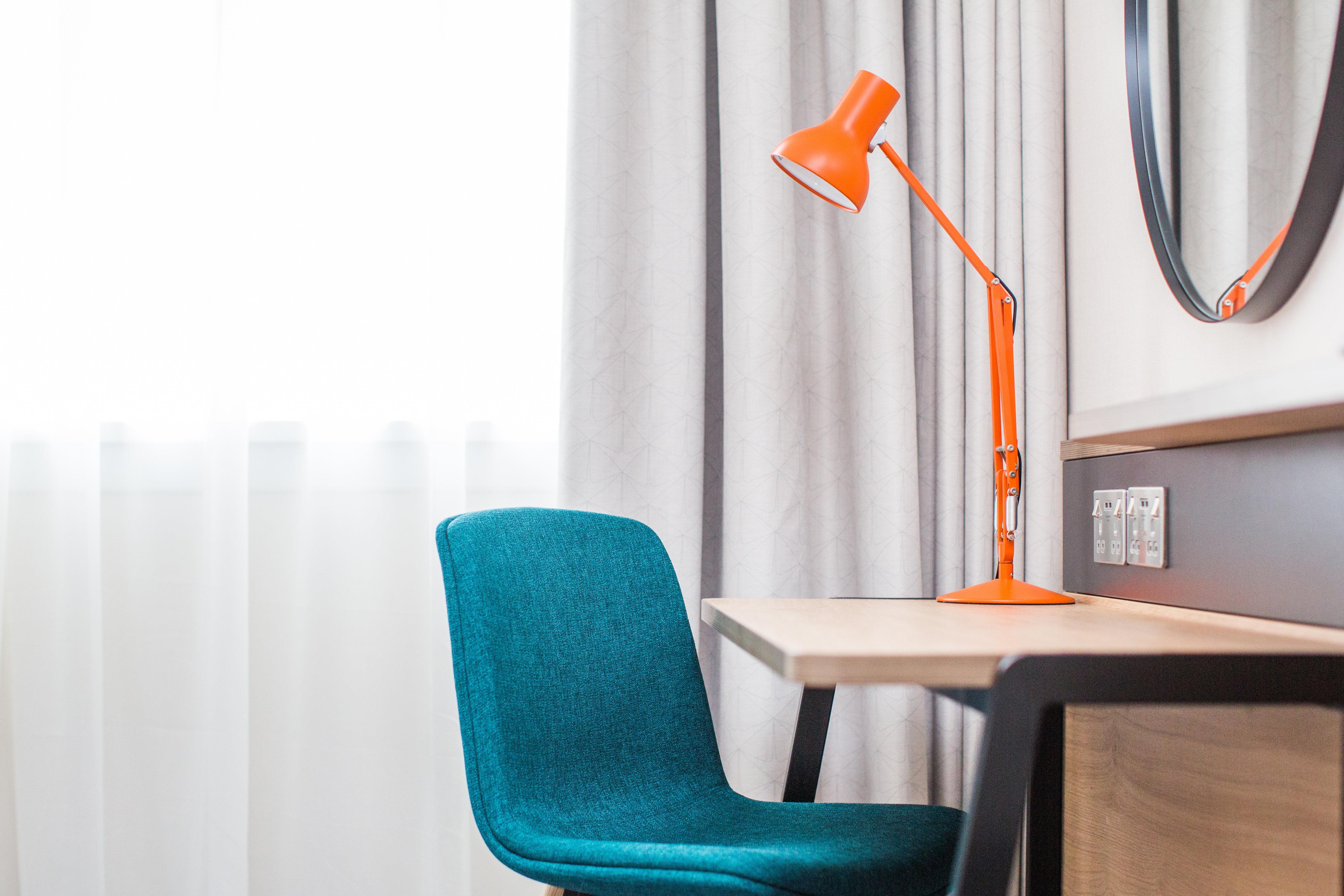 Holiday Inn London - Gatwick Airport By Ihg Horley  Esterno foto