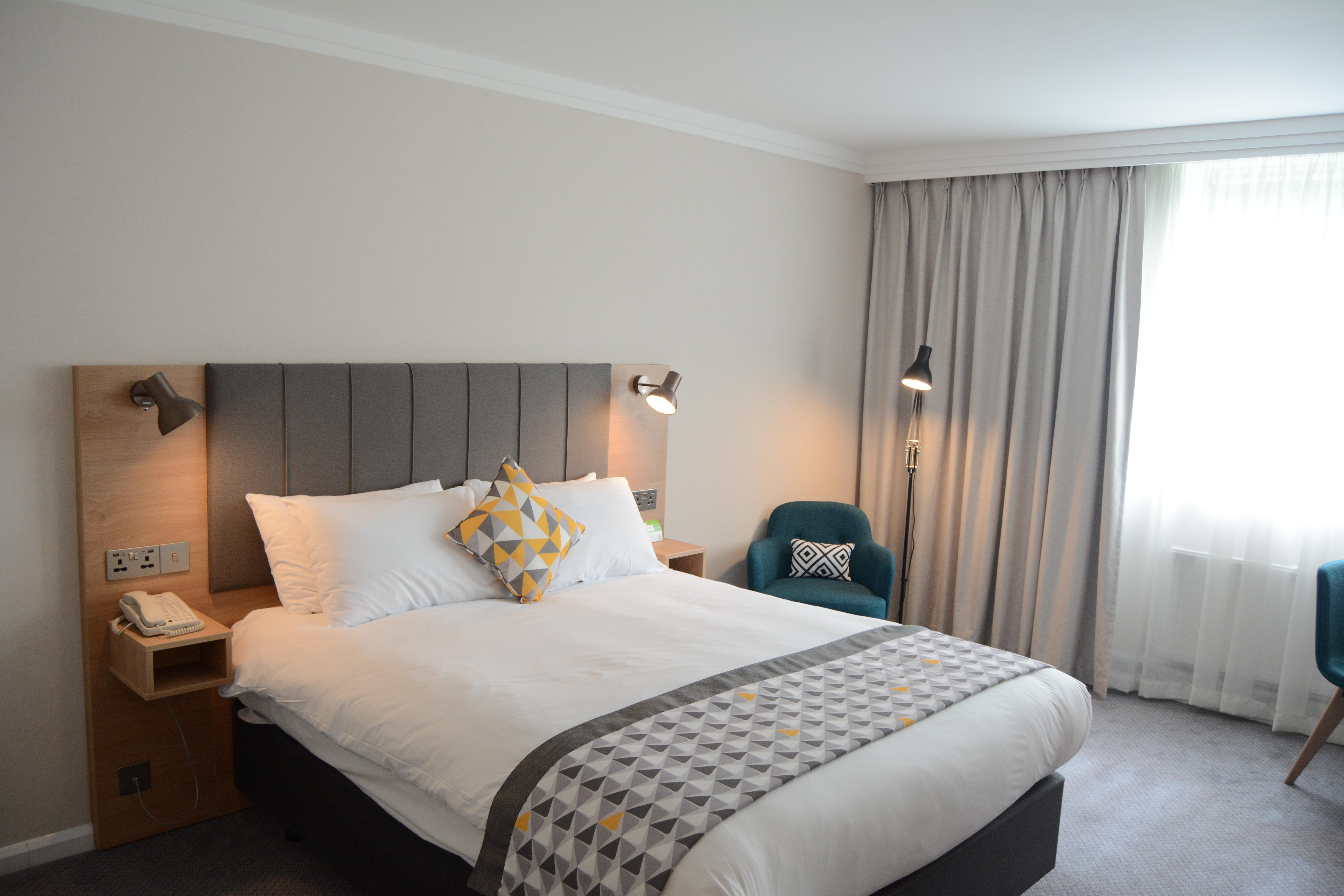 Holiday Inn London - Gatwick Airport By Ihg Horley  Esterno foto