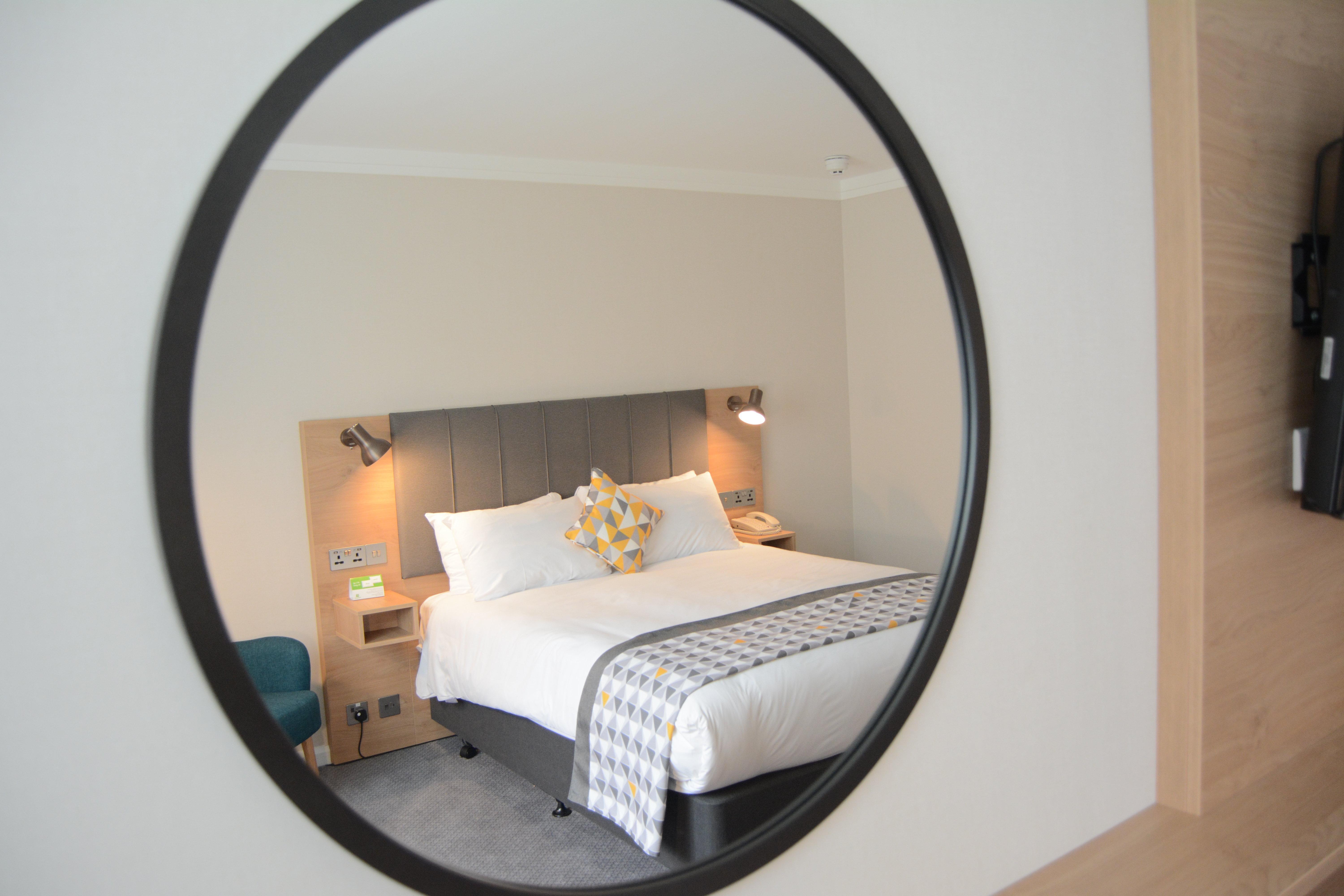 Holiday Inn London - Gatwick Airport By Ihg Horley  Esterno foto