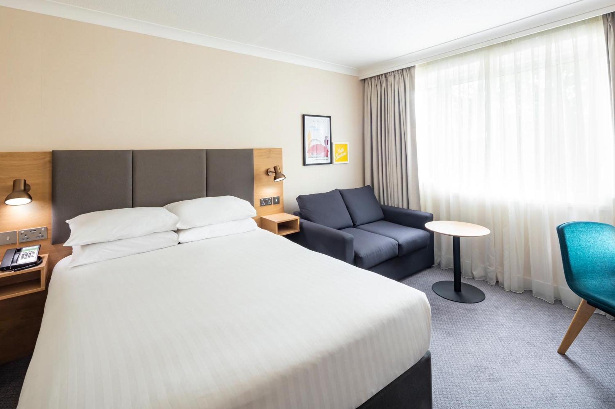 Holiday Inn London - Gatwick Airport By Ihg Horley  Esterno foto