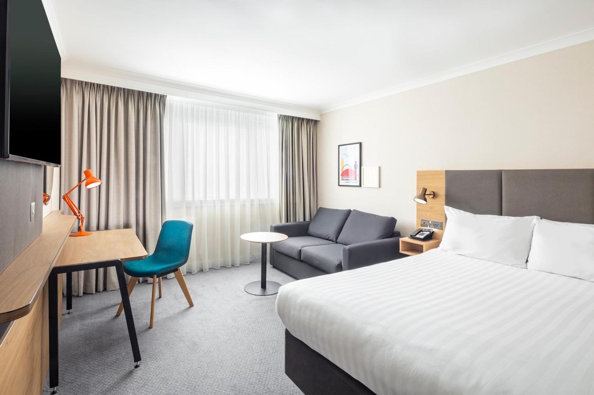 Holiday Inn London - Gatwick Airport By Ihg Horley  Esterno foto