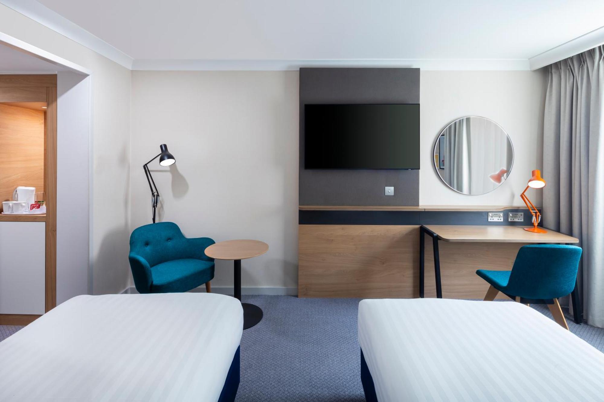 Holiday Inn London - Gatwick Airport By Ihg Horley  Esterno foto