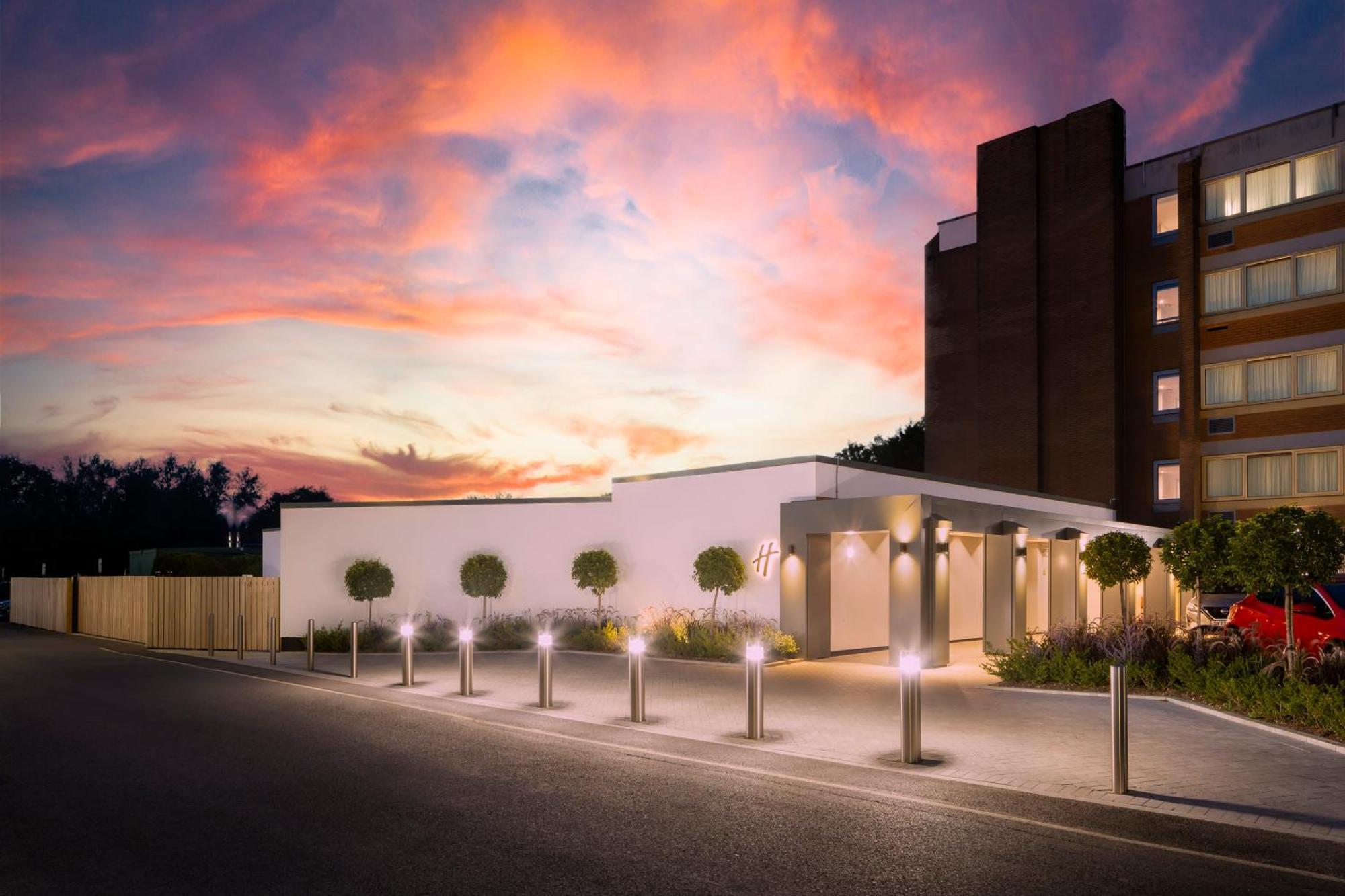 Holiday Inn London - Gatwick Airport By Ihg Horley  Esterno foto