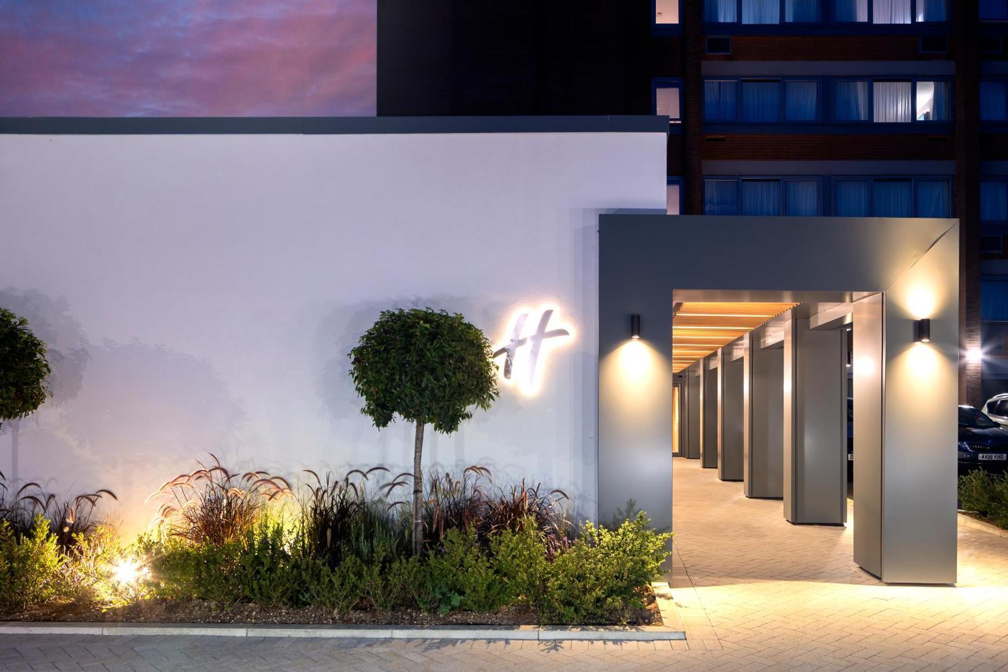 Holiday Inn London - Gatwick Airport By Ihg Horley  Esterno foto