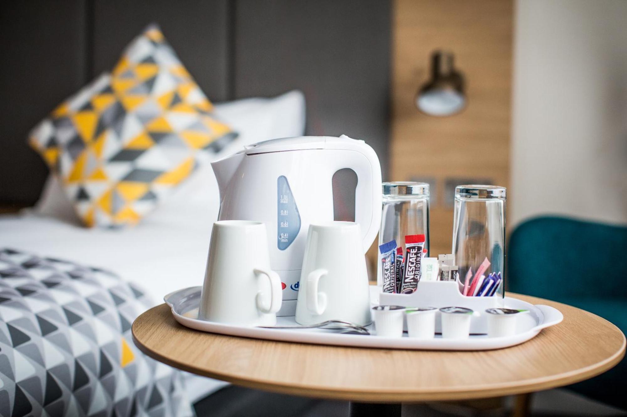 Holiday Inn London - Gatwick Airport By Ihg Horley  Esterno foto
