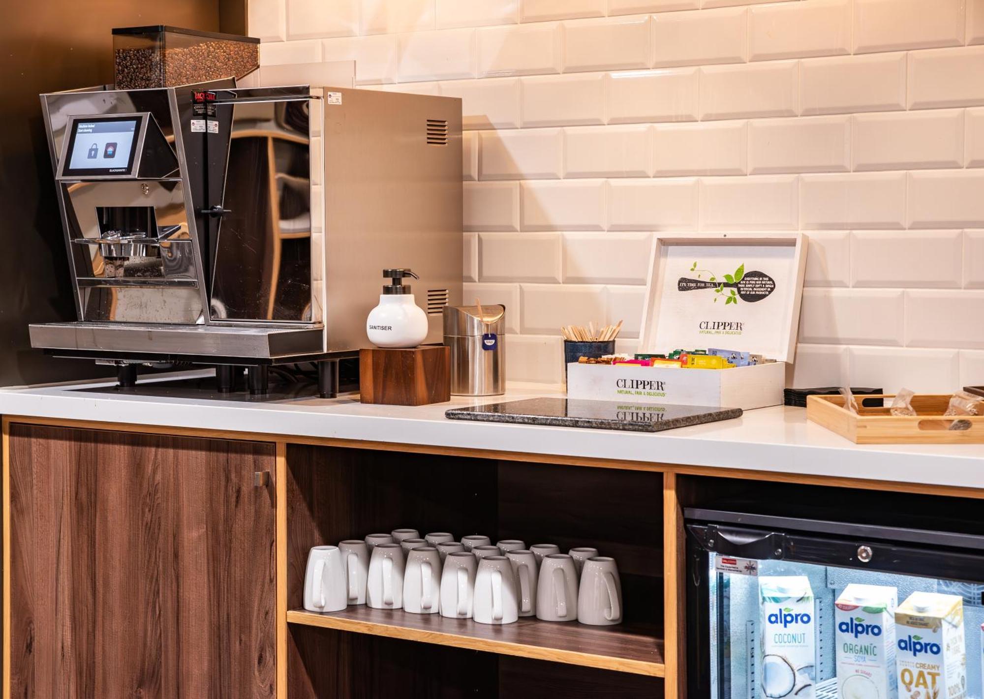 Holiday Inn London - Gatwick Airport By Ihg Horley  Esterno foto